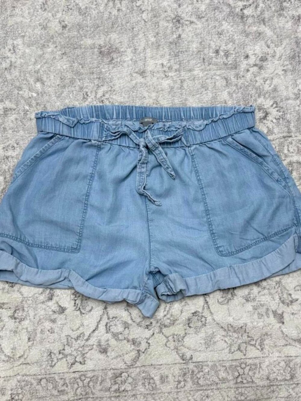 Aerie blue chambray shorts